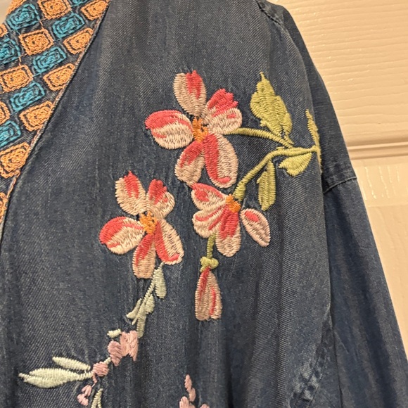 Johnny Was Navy Floral Embroidered Jean Jacket - Picture 8 of 16